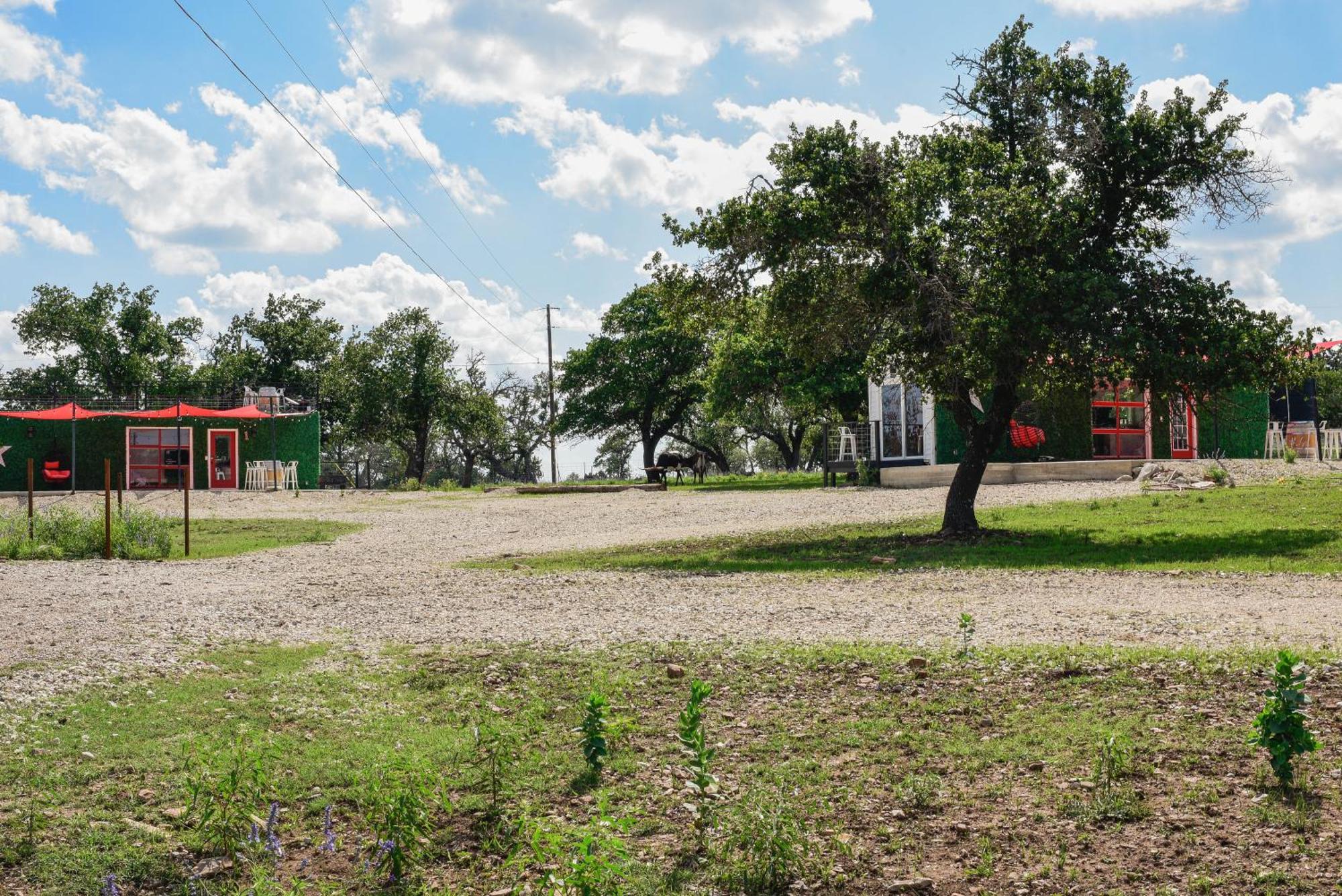 Little Unit2 * Fredericksburg